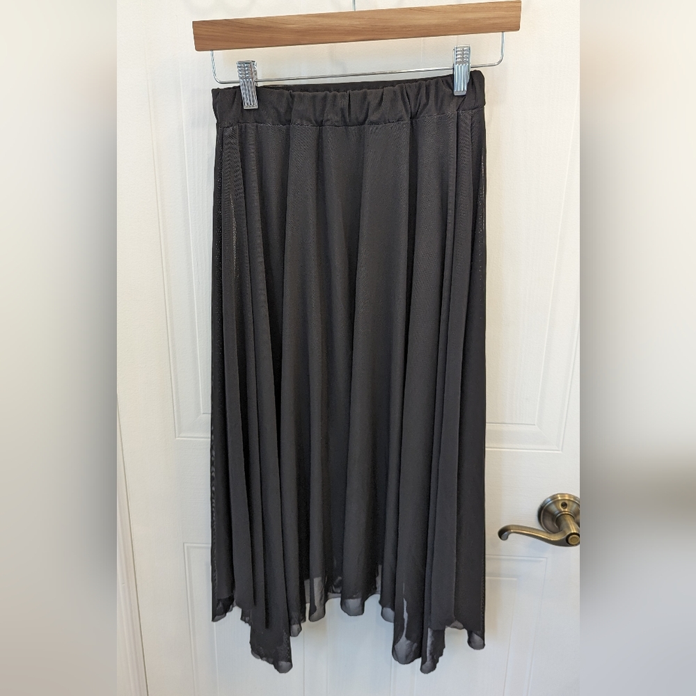 ✨BOGO ALL $5 ITEMS✨ vanessa alexandra sheer black midi skirt with underlayer